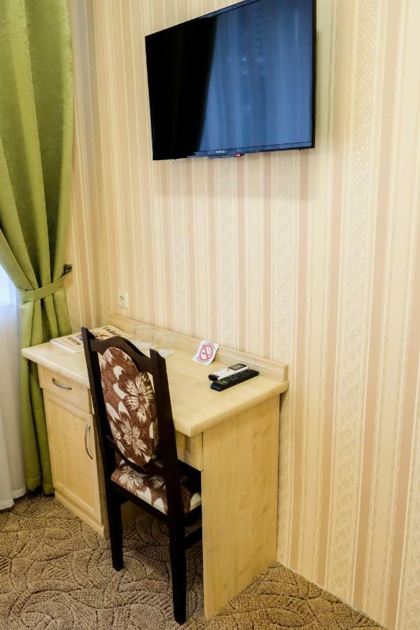 Оздоровчий Комплекс Гайки Заїзд Провулок Сухий Яр 12 Hotell Zjytomyr Exteriör bild