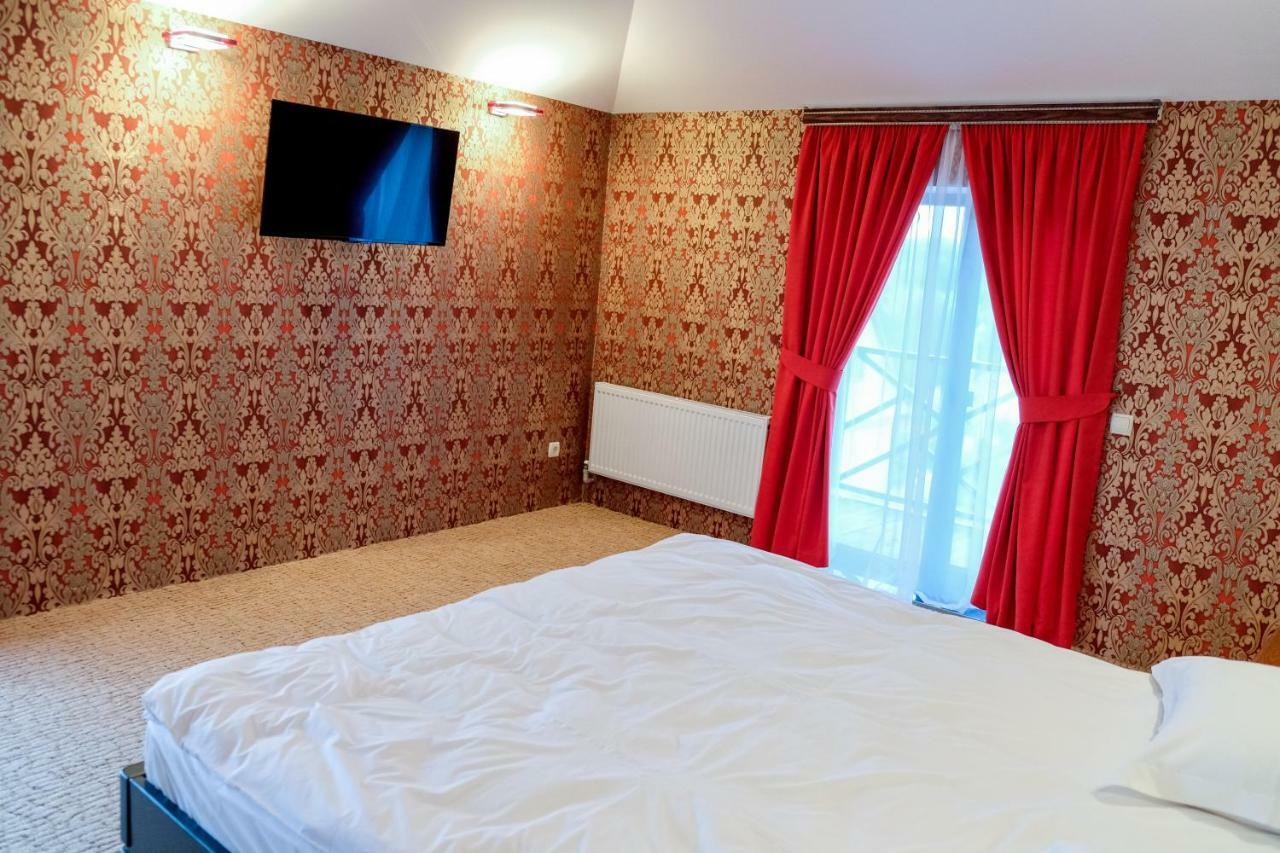 Оздоровчий Комплекс Гайки Заїзд Провулок Сухий Яр 12 Hotell Zjytomyr Exteriör bild