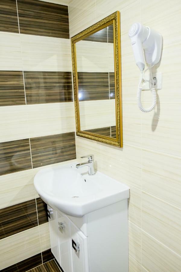 Оздоровчий Комплекс Гайки Заїзд Провулок Сухий Яр 12 Hotell Zjytomyr Exteriör bild
