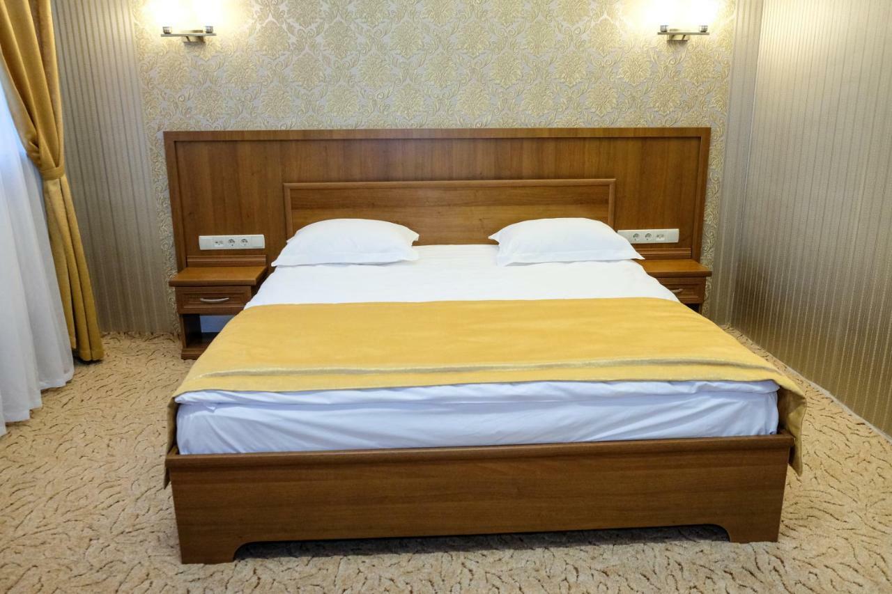 Оздоровчий Комплекс Гайки Заїзд Провулок Сухий Яр 12 Hotell Zjytomyr Exteriör bild