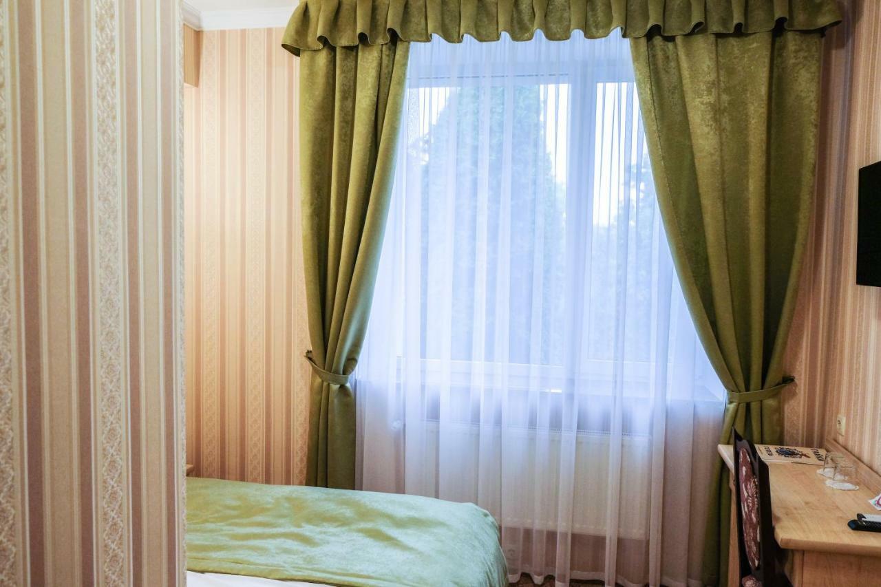 Оздоровчий Комплекс Гайки Заїзд Провулок Сухий Яр 12 Hotell Zjytomyr Exteriör bild