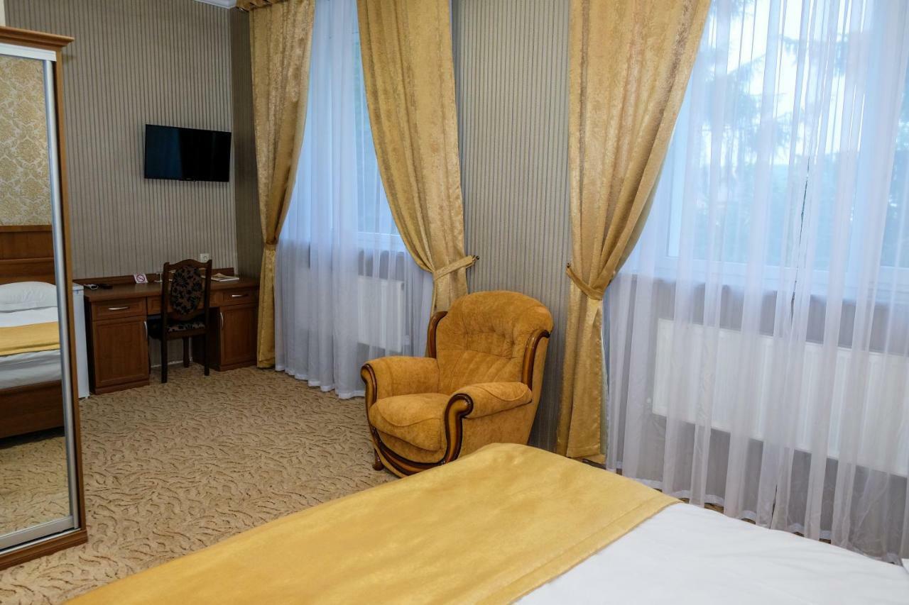 Оздоровчий Комплекс Гайки Заїзд Провулок Сухий Яр 12 Hotell Zjytomyr Exteriör bild